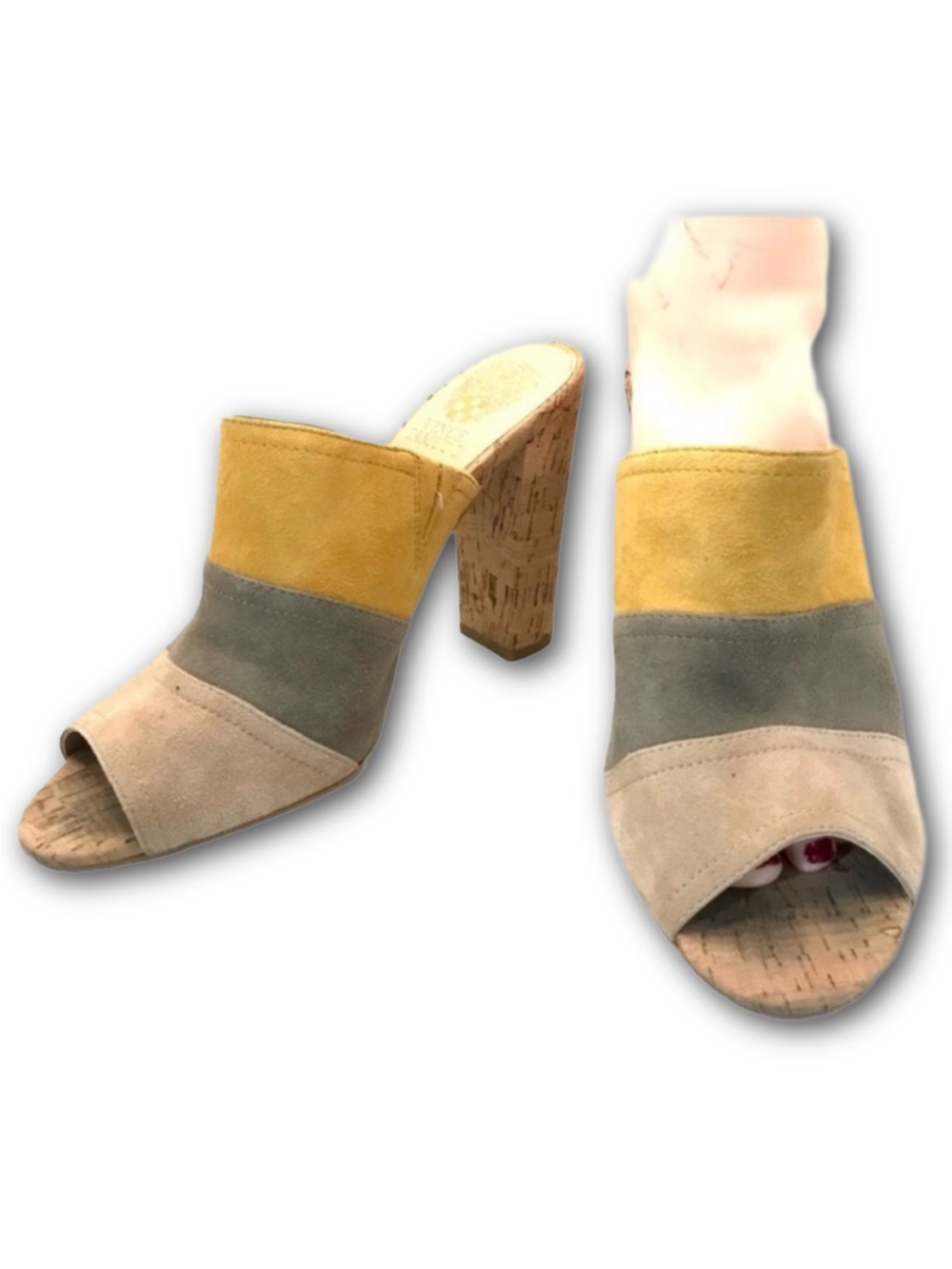 VINCE CAMUTO "VELLA" YELLOW GRAY & BEIGE STRIPED SUEDE MULE SLIDE HEELS (8.5)